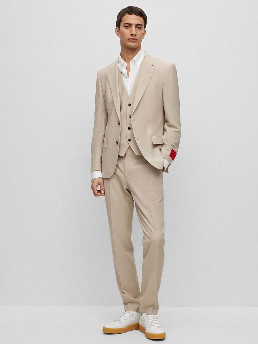 siempre heren hugo beige pak spring 2023 